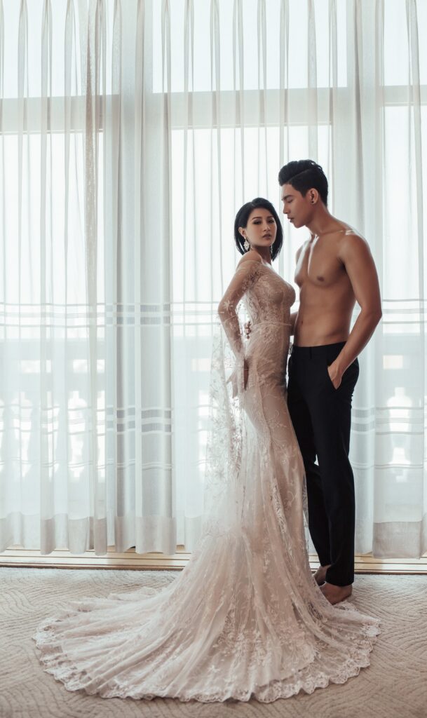 Hanoi,City,,Vietnam,-,April,2021:,A,Hot,Couple,Standing